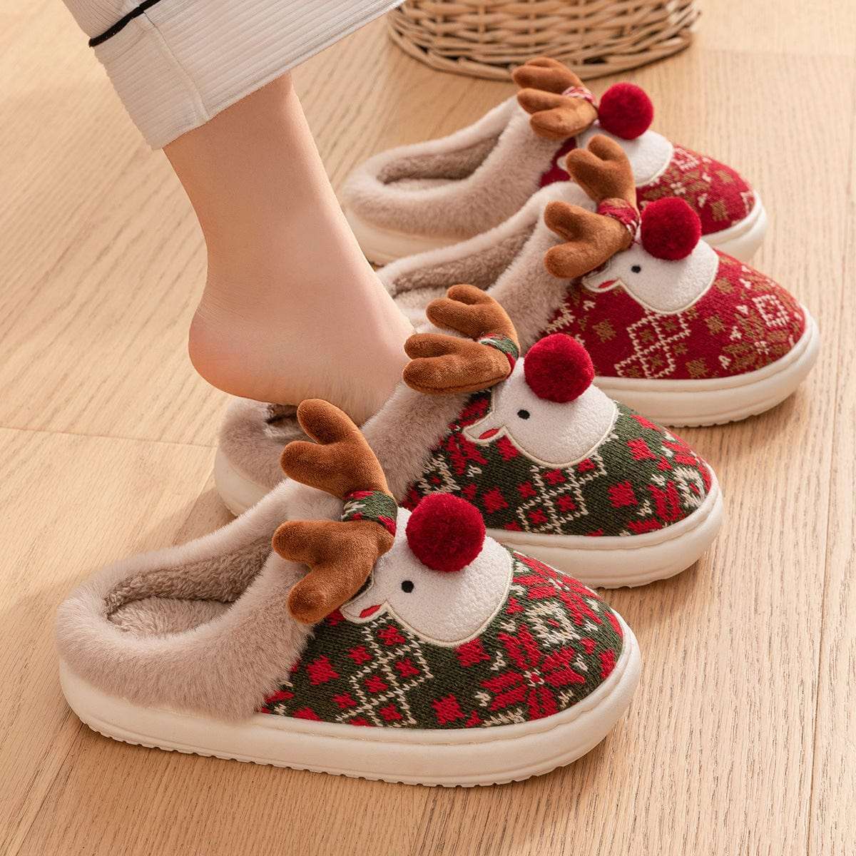 Cute Christmas Elk Plush Slippers Winter Ins Fashion Non-slip Floor Bedroom Home Slippers For Women Fuzzy House Shoes Trending Products fashion novaa